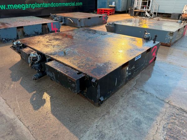 under cabin waste tanks / sewage / effluent .....8 377563145