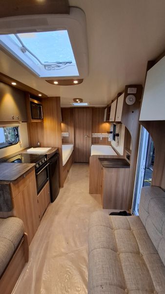 Bailey Pursuit Platium 4 berth caravan 377573387