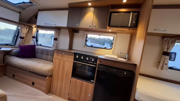 Bailey Pursuit Platium 4 berth caravan 377573389