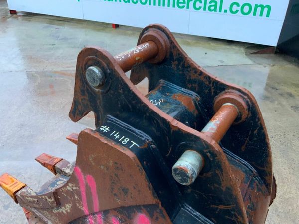 24" RHINOX DIGGING BUCKET.....65mm PINS.......1418 377575425