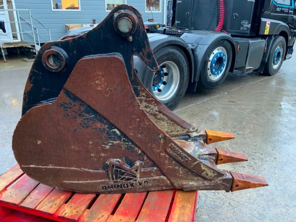 24" RHINOX DIGGING BUCKET.....65mm PINS.......1418 377575431