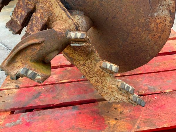 24" EARTH AUGER DRIVE / GROUND BIT......5024. 377579114