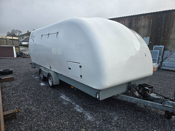 RACE SHUTTLE TRAILER 377598252