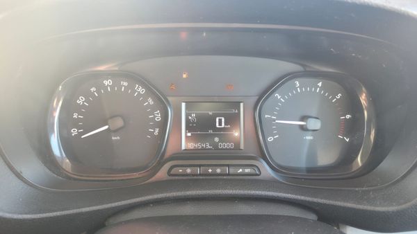 Opel Vivaro 2020 low kms 377598487