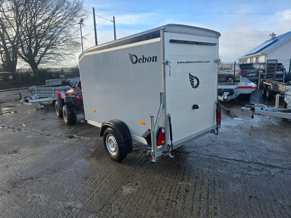 Debon box Trailer 377598515
