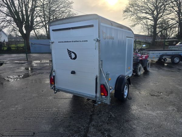 Debon box Trailer 377598517