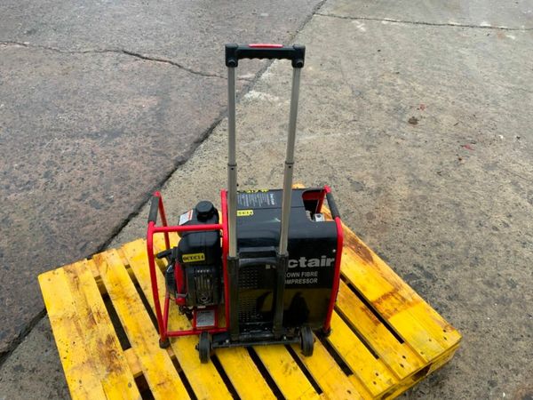 HONDA / FACTAIR PORTABLE air COMPRESSOR..615 377653069