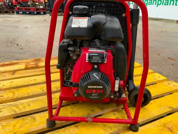 HONDA / FACTAIR PORTABLE air COMPRESSOR..615 377653081
