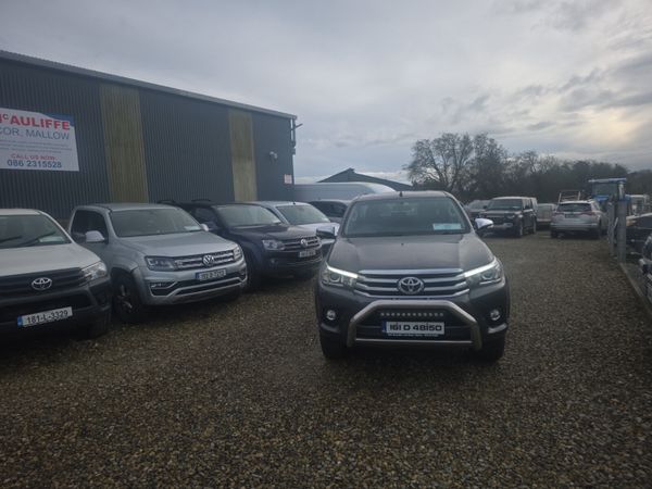 Toyota Hilux 2.8 D4D 377694648