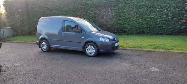 Volkswagen Caddy 2015 377743917