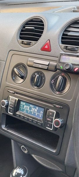 Volkswagen Caddy 2015 377743928