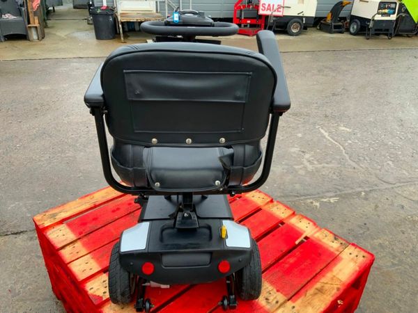 PRIDE GO MOBILITY SCOOTER. 377749881