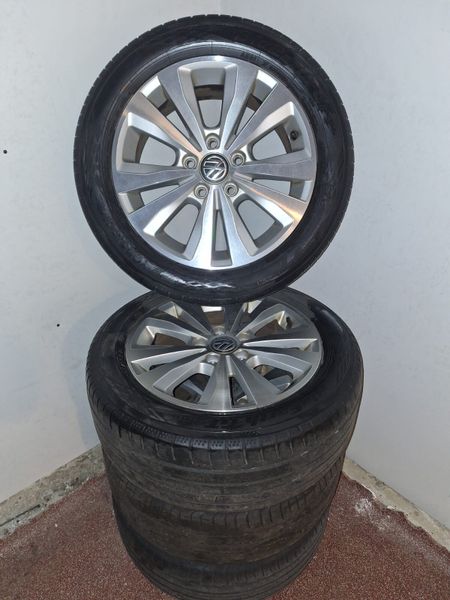 Alloy wheels 377717734