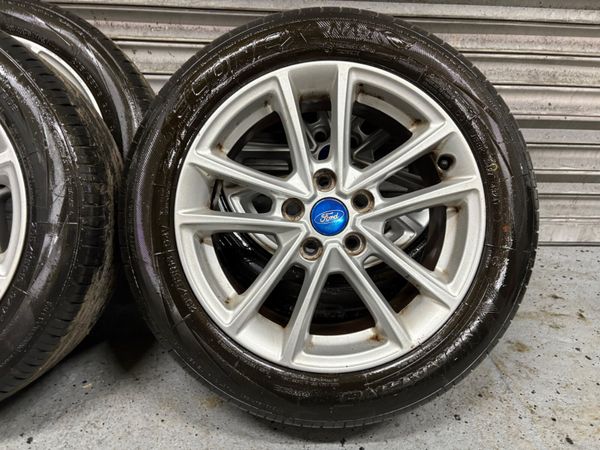 Ford Focus 16” Alloys 377723843