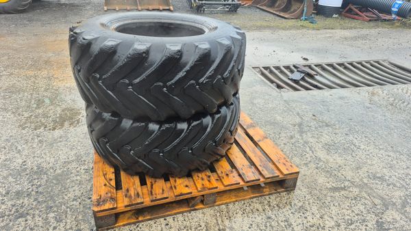 Second hand tractor tyres 377728100