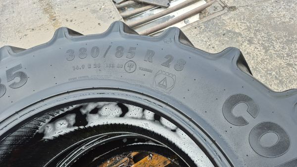 Second hand tractor tyres 377728266