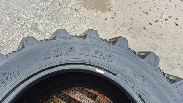 Second hand tractor tyres 377728214