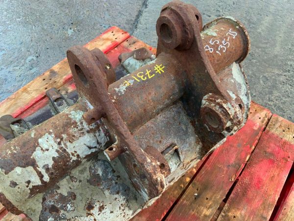 24" MINI DIGGER BUCKET.......35mm PINS.........731 377737054