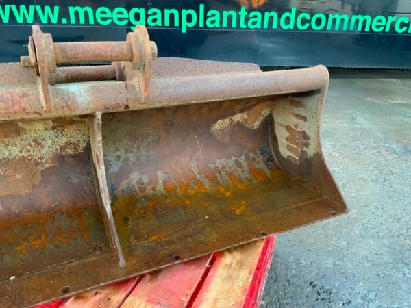 60" GRADING BUCKET.........45mm PINS .......679. 377737071