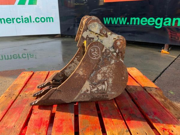 12" MINI DIGGING BUCKET......40 mm PINS.........12 377737089