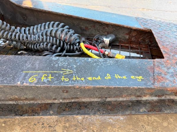 TWIN AXLE DRAG TRAILER  AIR BRAKES ....945d 377888385