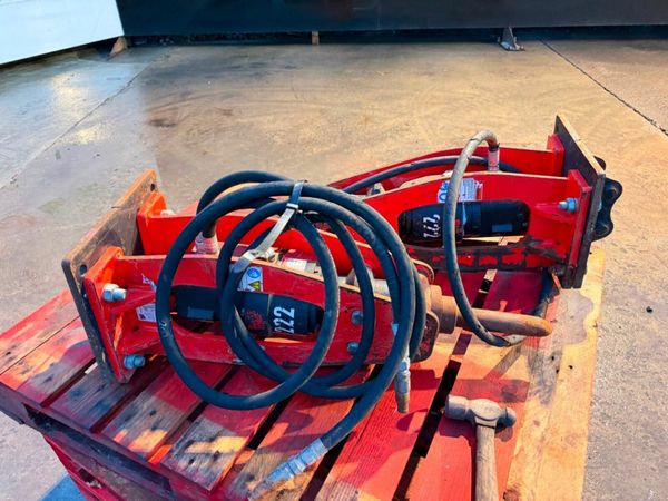 30MM RAMMER HAMMER to suit mini digger.....207F 377888338
