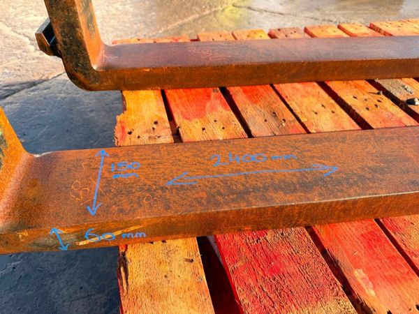 8 FT FORKS ....96 INCH .....25 INCH BAR .....FORKL 377888422