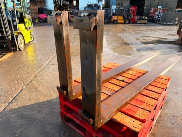 8 FT FORKS ....96 INCH .....25 INCH BAR .....FORKL 377888428