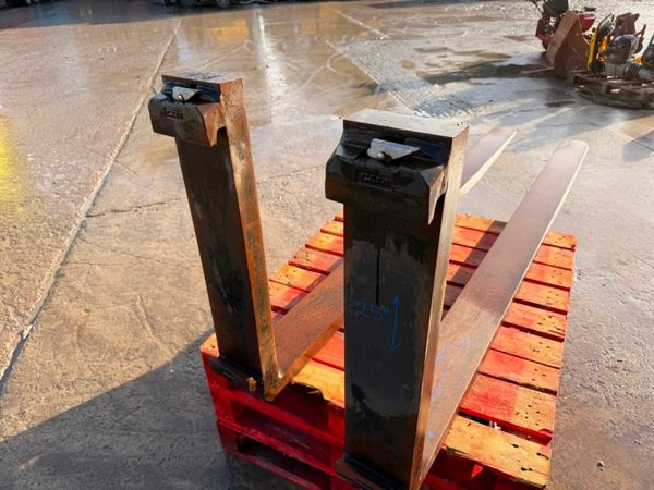 8 FT FORKS ....96 INCH .....25 INCH BAR .....FORKL 377888430