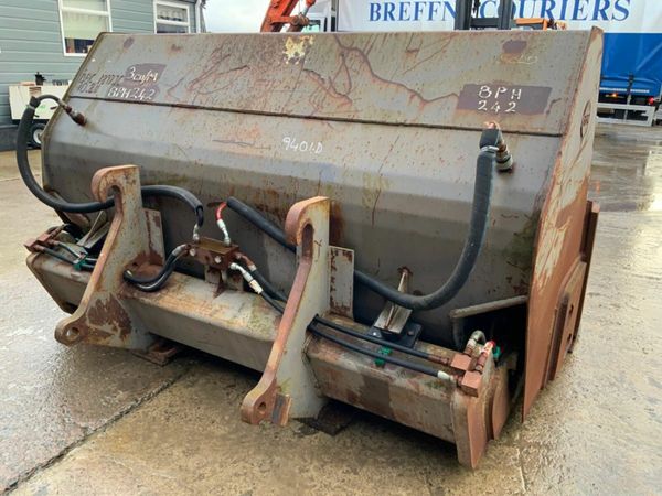 102 inch  BAC HIGH TIP LOADER BUCKET.........671p. 377897861