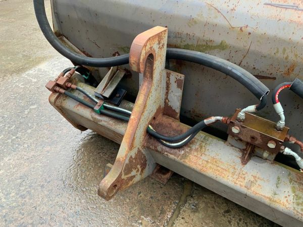 102 inch  BAC HIGH TIP LOADER BUCKET.........671p. 377897863