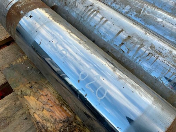 HITACHI BUCKET LINK PINS..NEW TAKE OFF. 377897907