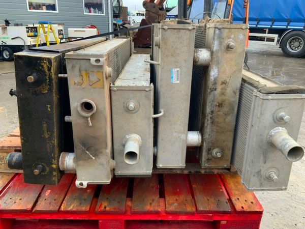 RADIATORS / COOLERS .ASSORTED SIZE.. 377897924