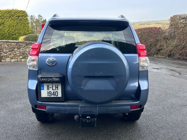 Toyota Land Cruiser 2011 377941317