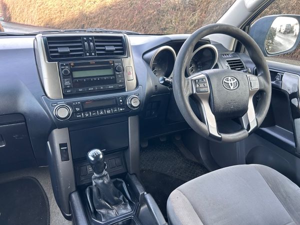Toyota Land Cruiser 2011 377941324