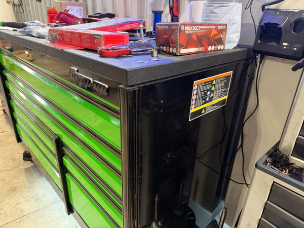 Snap-on Toolbox 68” Epiq LED Rhino Top 3mth old 377964837