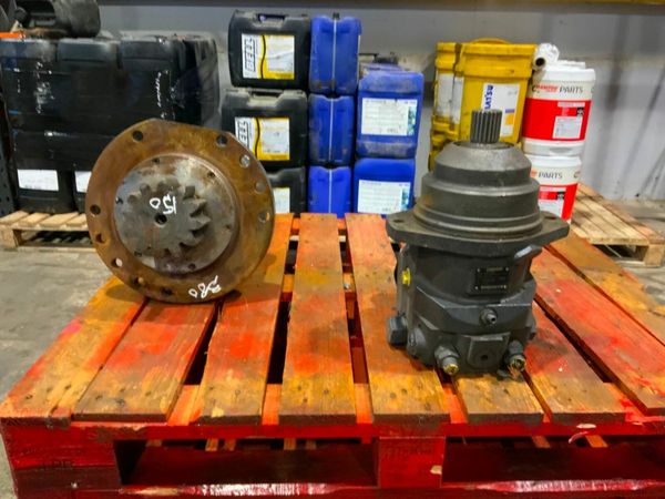 UNUSED DAEWOO TRACK DRIVE TRAVEL MOTOR. 377979129