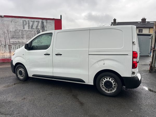 2016 Citroen Dispatch 1.6 Diesel DOE 377983066