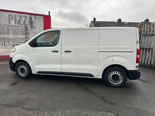 2016 Citroen Dispatch 1.6 Diesel DOE 377983070