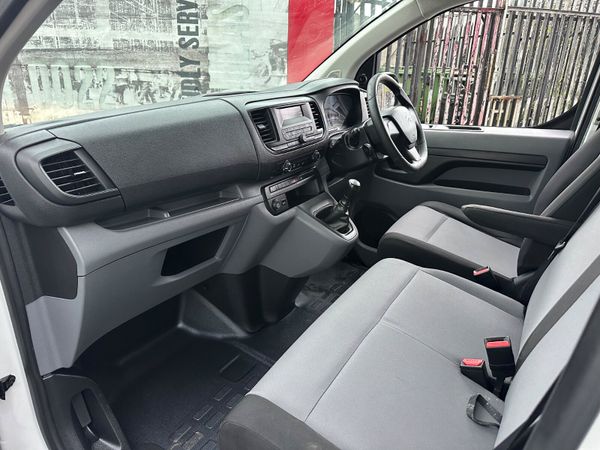 2016 Citroen Dispatch 1.6 Diesel DOE 377983076