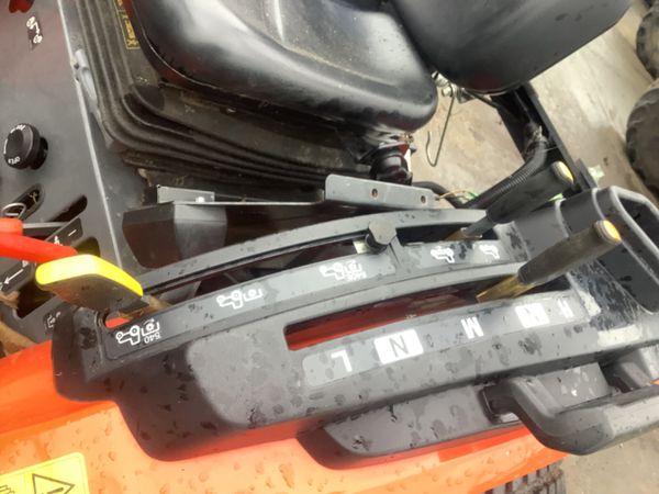 Kubota L351 tractor 378044912