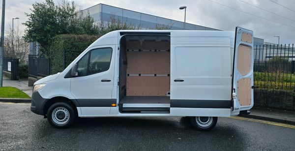 Sprinter Premium Fleet 315/36 - Limited Number 378058089