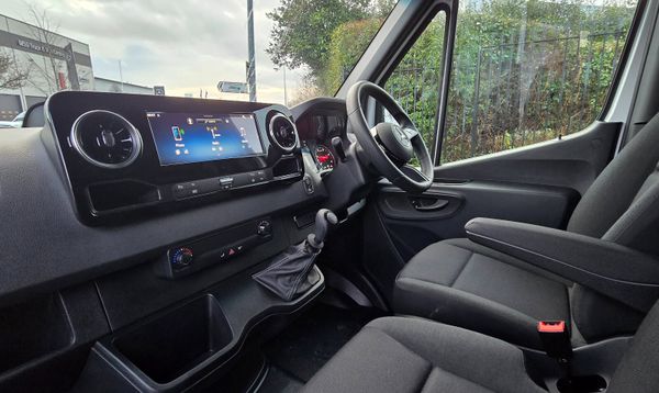 Sprinter Premium Fleet 315/36 - Limited Number 378058095