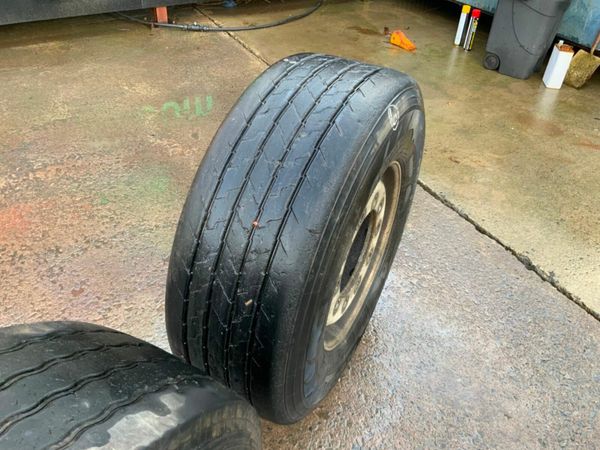 Other Other ALUMINIUM SUPER SINGLE TRAILER RIMS / 378080391