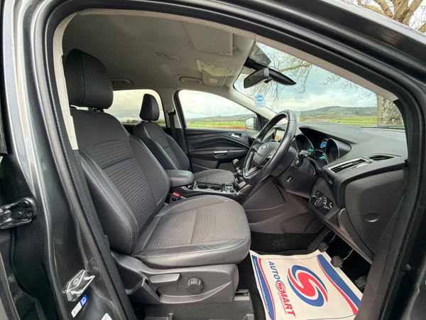 Ford Kuga 2019 TDCI 1.5 Titanium 378088793