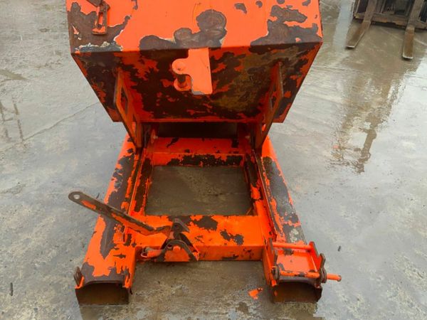 SELF TIPPING FORKLIFT SKIP..4367 378096907