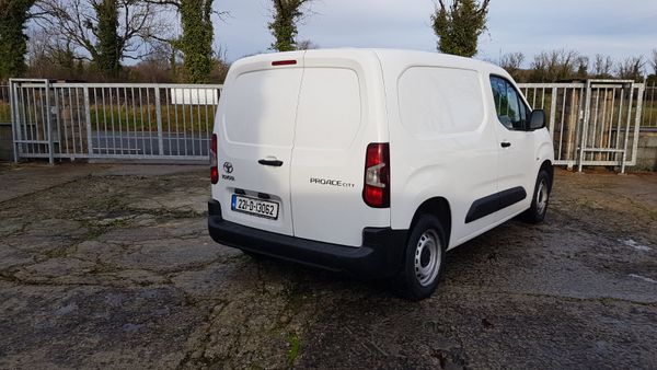 Toyota Proace City 2022 HI SPECK VAT INVOICE 378165348