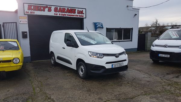 Toyota Proace City 2022 HI SPECK VAT INVOICE 378165330