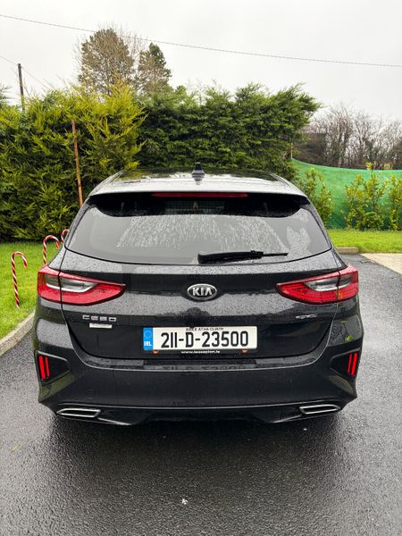 211 Kia Ceed GT-Line Commerical - Immaculate 378175878