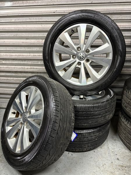 Volkswagen Golf Alloys 16” 378277847